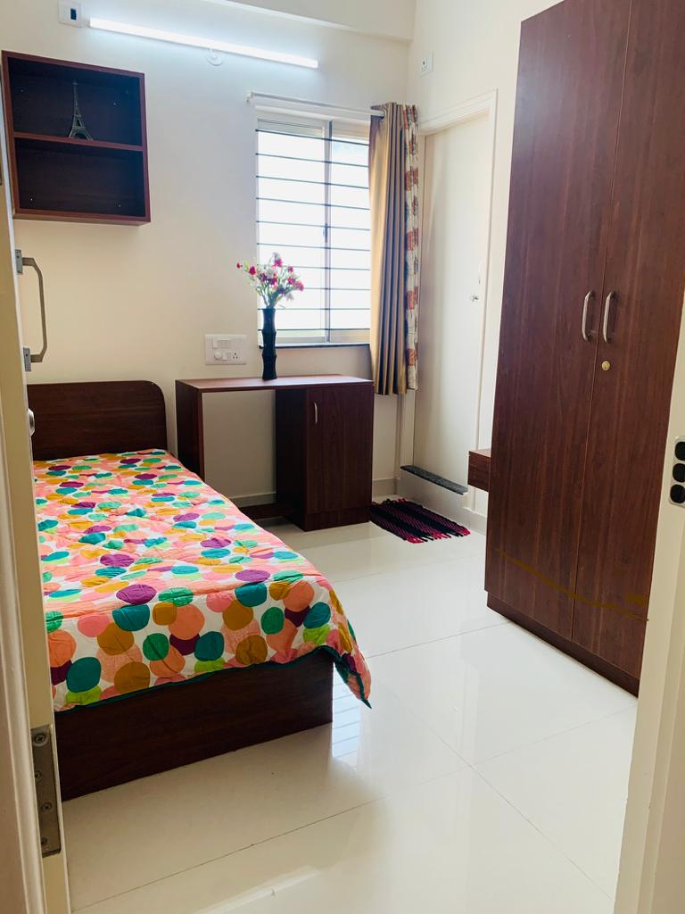Bedroom 1 - Nivi 91 PG